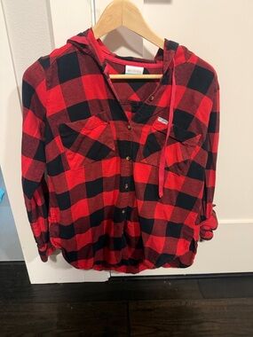 Womens Red & Black Plaid Button-Down Hooded Shirt